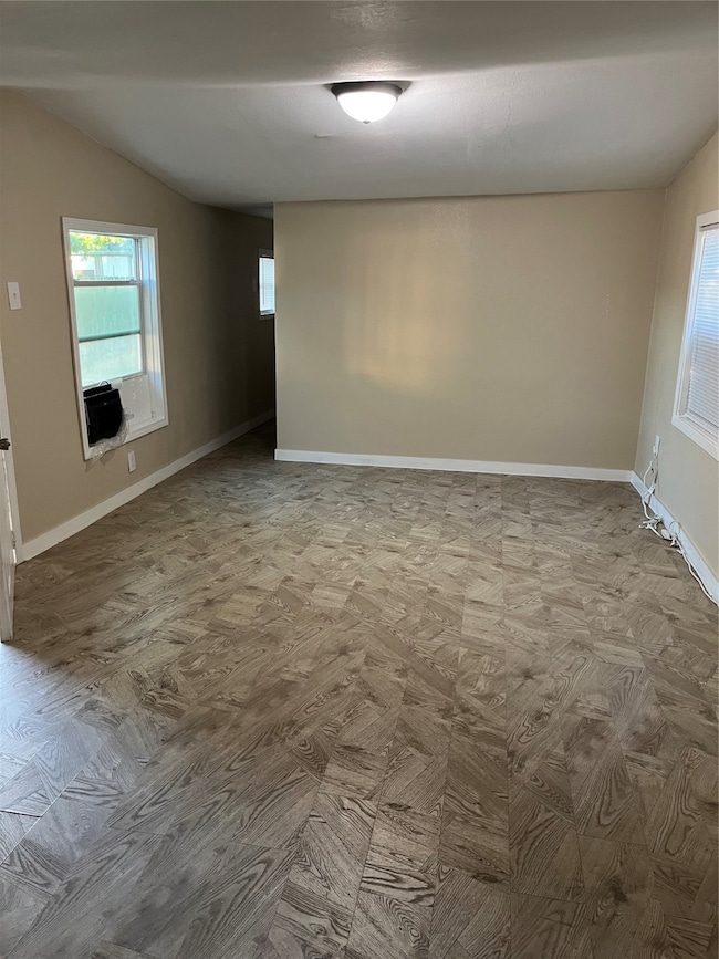 305 7th St, Rosenberg, TX 77471 - photo 4