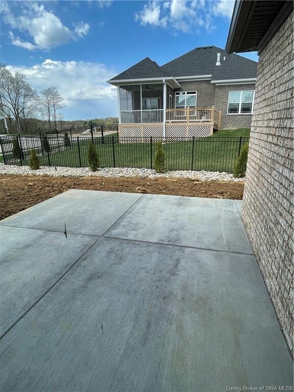 318 Tuscany Dr unit 28, Floyds Knobs, IN 47119 - photo 5