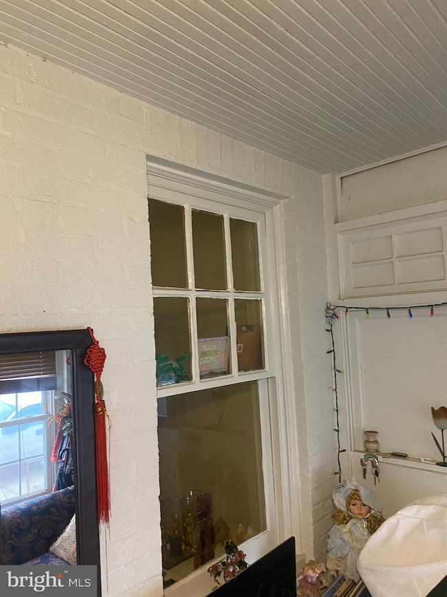 232 E Rockland St, Philadelphia, PA 19120 - photo 4