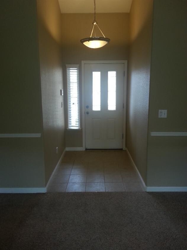 3136 N Mckelvey Ave, Fresno, CA 93727 - photo 4