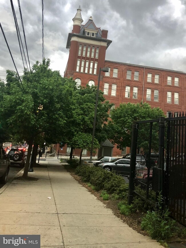 312 W King St, Lancaster, PA 17603 - photo 6