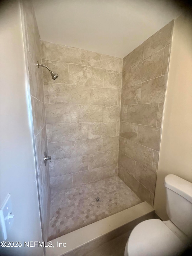 6316 Mercado Dr, Jacksonville, FL 32210 - photo 5