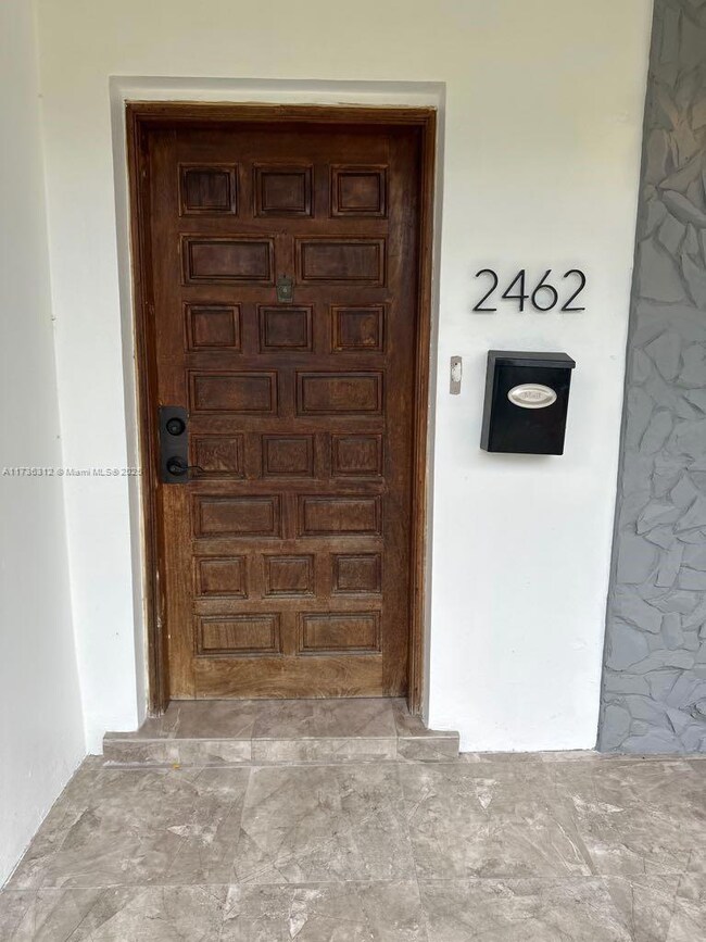 2460 SW 36th Ave unit 2462, Miami, FL 33145 - photo 2