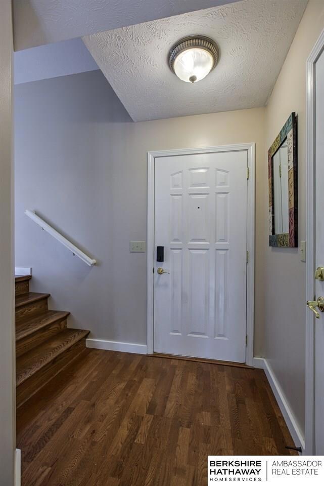 16811 M Cir, Omaha, NE 68135 - photo 4