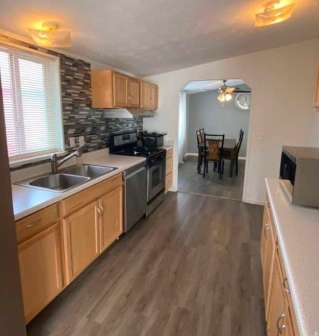 8155 S Redwood Rd unit 142B, West Jordan, UT 84088 - photo 2