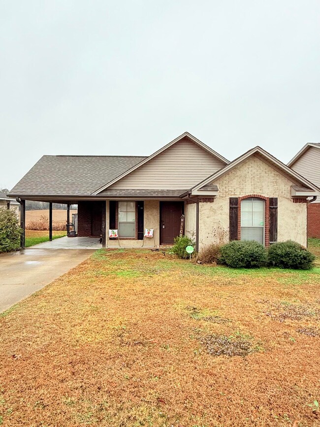 125 Mike Ave, Guntown, MS 38849 - photo 2