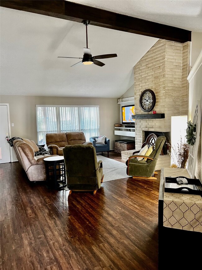 1314 Frontier Ln, Friendswood, TX 77546 - photo 3