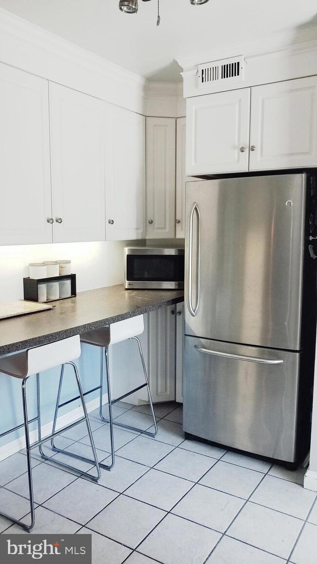 2208 Osborn Dr, Silver Spring, MD 20910 - photo 6