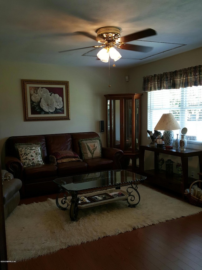 6581 Aires Rd, Jacksonville, FL 32244 - photo 5