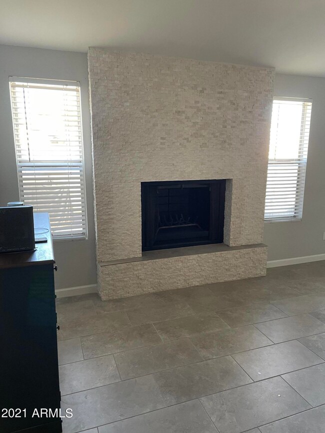 1206 W Los Arboles Place, Chandler, AZ 85224 - photo 2