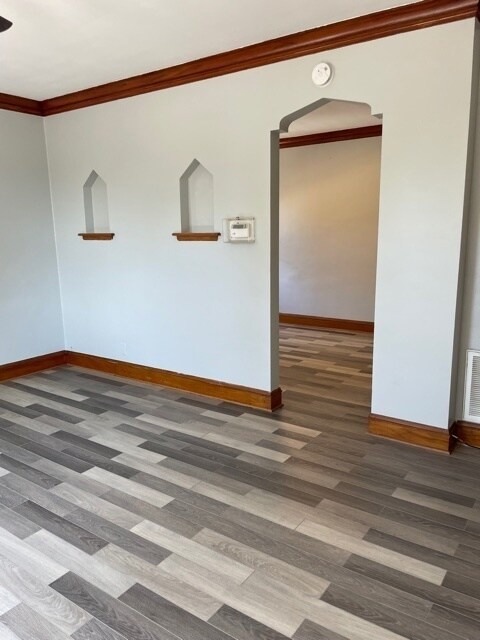 5358 W Wellington Ave unit 2, Chicago, IL 60641 - photo 4