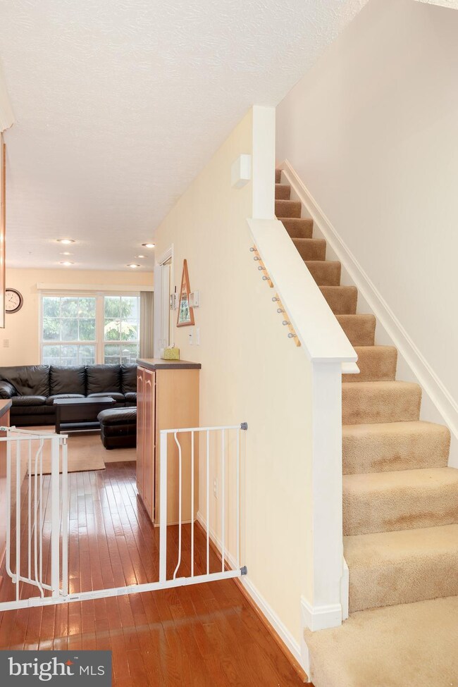 611 Stone Mill Ct, Abingdon, MD 21009 - photo 3