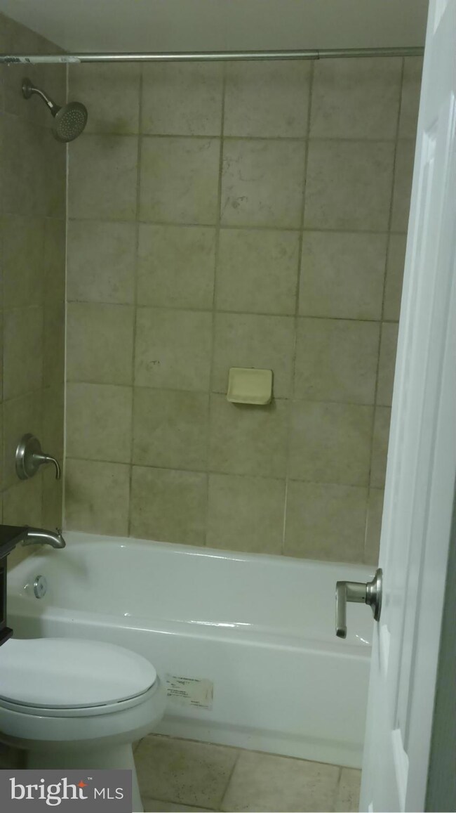 11807 Breton Ct unit 12B, Reston, VA 20191 - photo 6