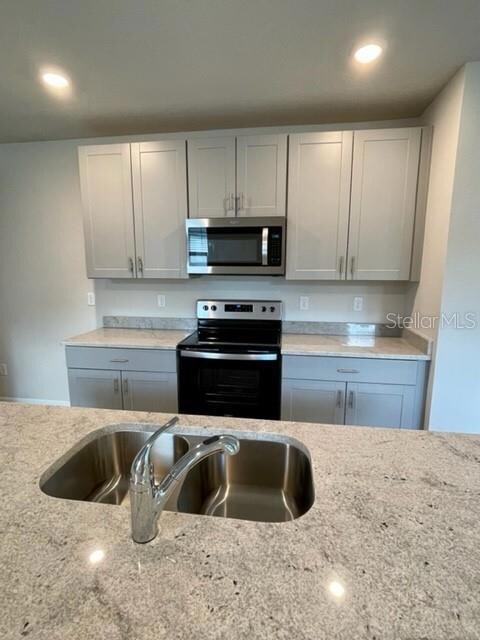 3233 Fresno Place, Wesley Chapel, FL 33543 - photo 7