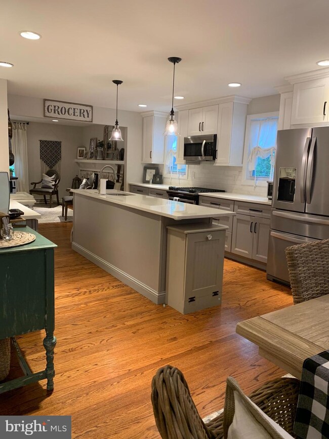 8 Pendleton Dr, Cherry Hill, NJ 08003 - photo 6