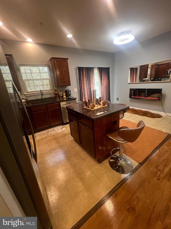 12124 Riverview Dr, Newburg, MD 20664 - photo 6