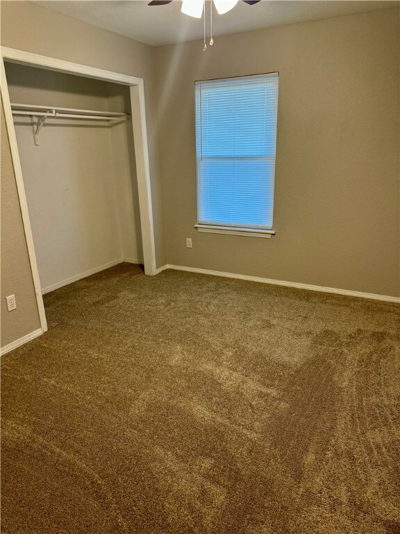 201 S Baggett St unit 2, Prairie Grove, AR 72753 - photo 4