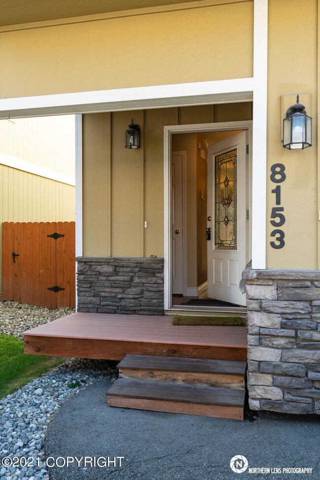 Exterior_6