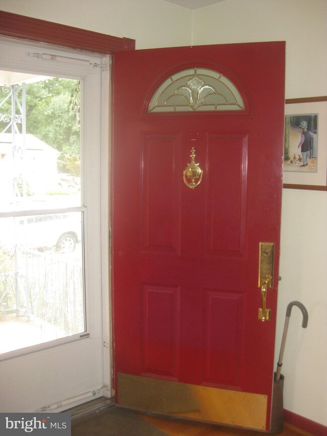 115 Springside Dr, Lutherville Timonium, MD 21093 - photo 2