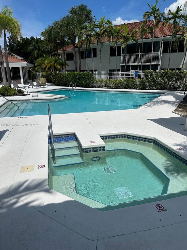 9257 NW 9th Place unit 23B, Plantation, FL 33324 - photo 7