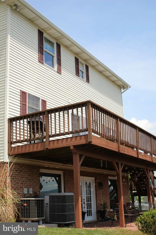 385 Hill Top Ct, Front Royal, VA 22630 - photo 4