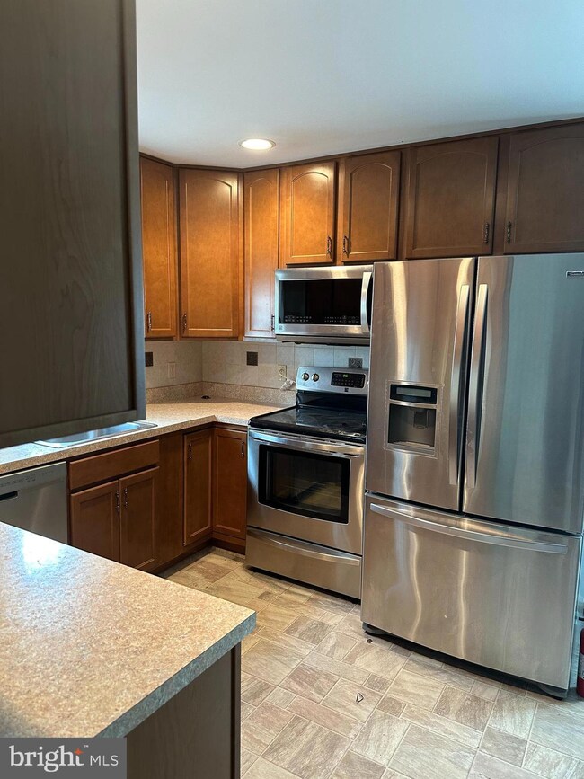 341 Park Hall S, Laurel, MD 20724 - photo 3