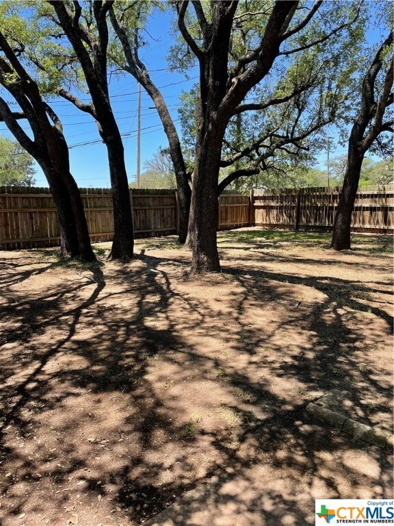 1916 Pleasant Ln, Copperas Cove, TX 76522 - photo 5