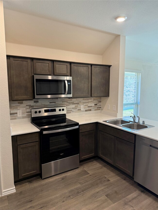 605 Cozy Green, Lavon, TX 75166 - photo 5