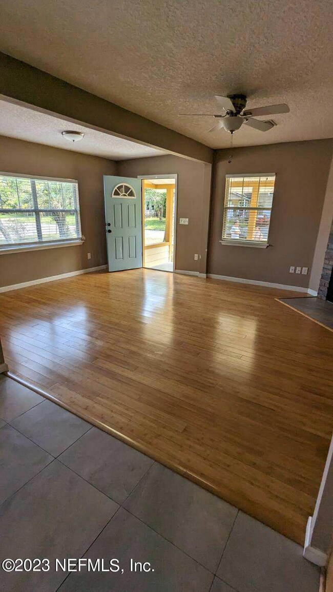 1134 Scotten Rd, Jacksonville, FL 32205 - photo 6