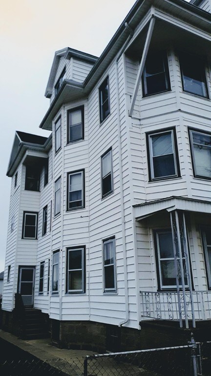 991 Locust St, Fall River, MA 02720 - photo 4