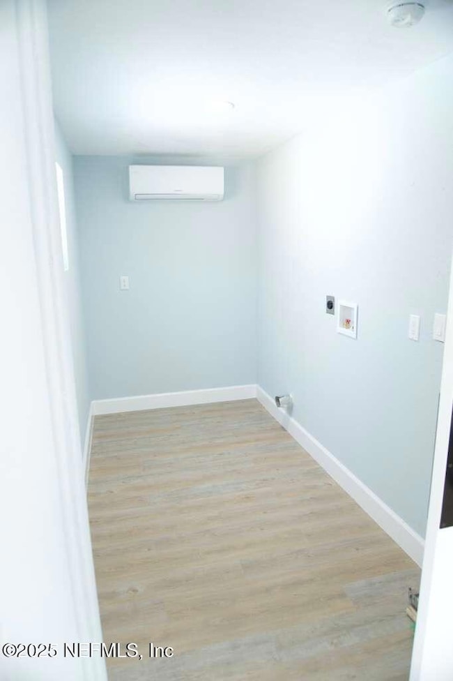 5201 Locksley Ave, Jacksonville, FL 32208 - photo 6