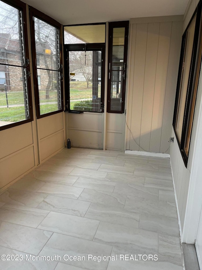 136 Amberly Dr unit F, Manalapan, NJ 07726 - photo 2