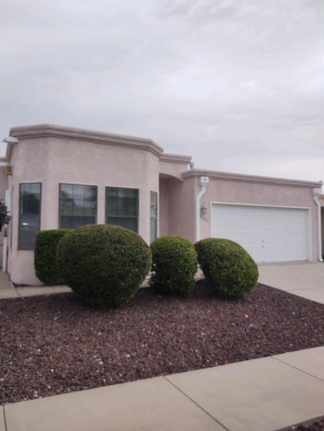 6724 Kelly Ann Rd NE, Albuquerque, NM 87109 - photo 2