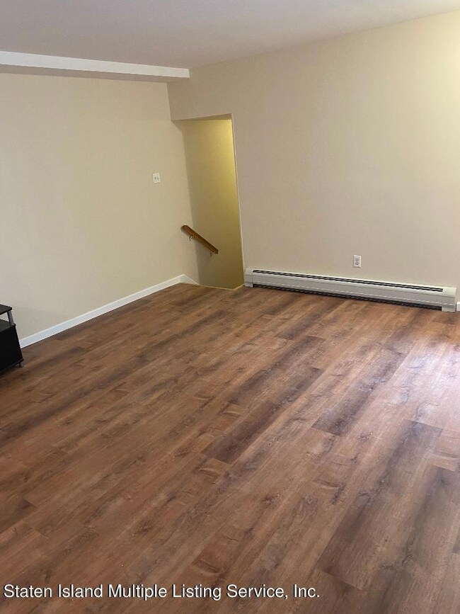 48 Foothill Ct, Staten Island, NY 10309 - photo 5