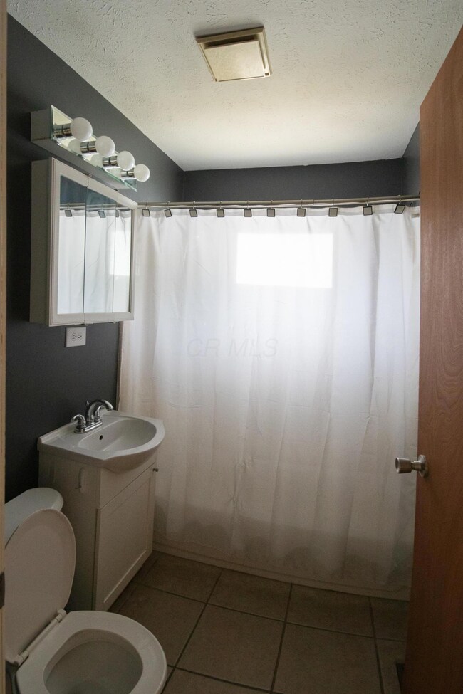 3868 frazier bath
