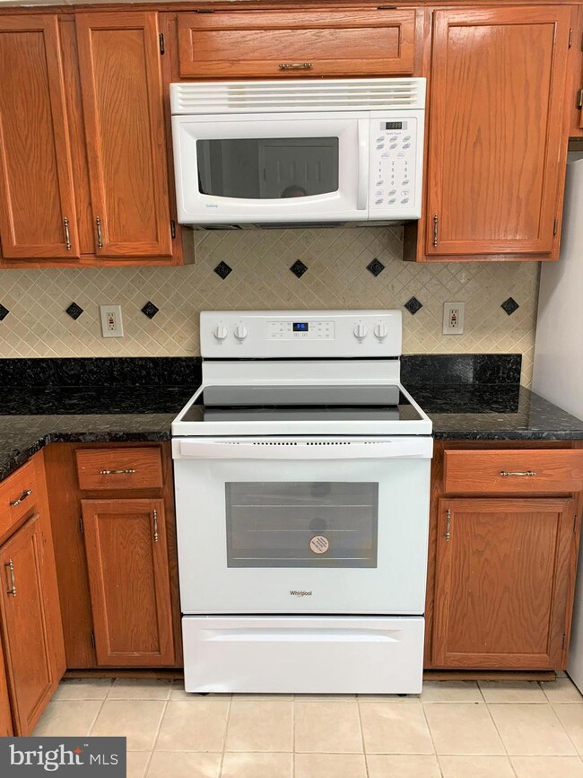 3672 Childress Terrace, Burtonsville, MD 20866 - photo 6