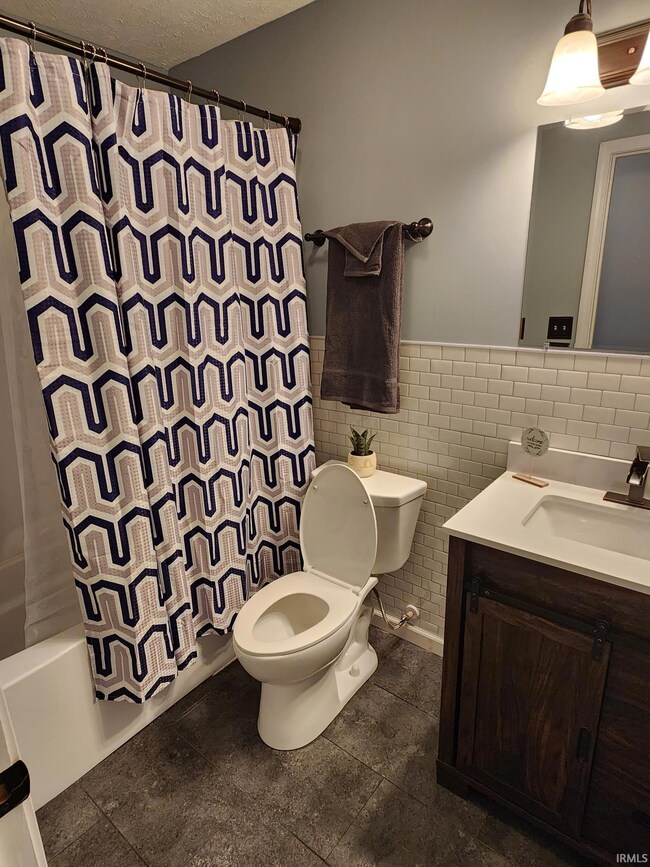 605 E Maple St, Boonville, IN 47601 - photo 4