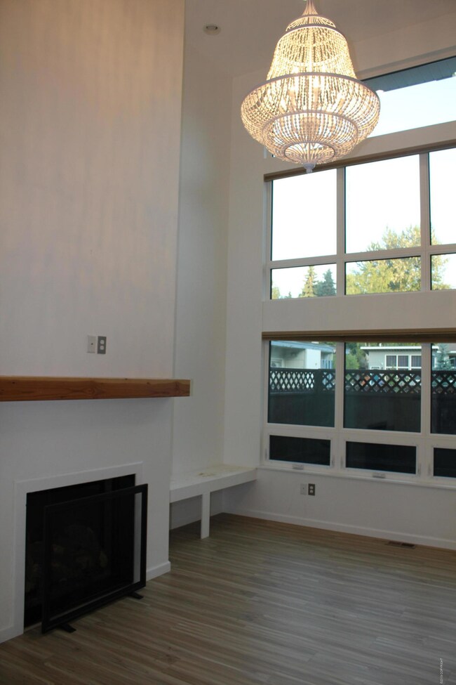 545 W 19th Ave, Anchorage, AK 99503 - photo 3