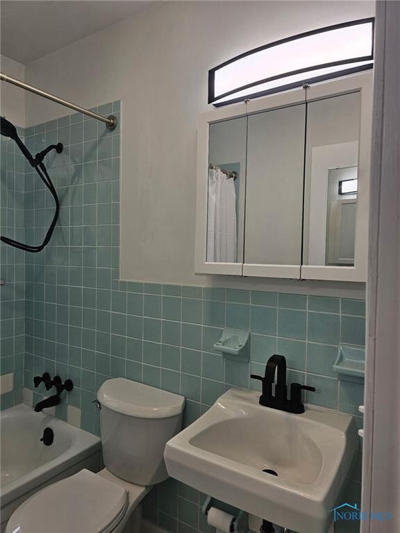 2921 Schneider Rd, Toledo, OH 43614 - photo 6