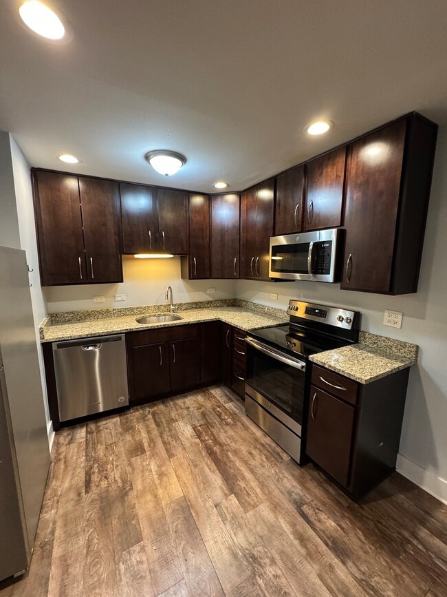 1443 Homestead Rd unit 2NW, La Grange Park, IL 60526 - photo 6