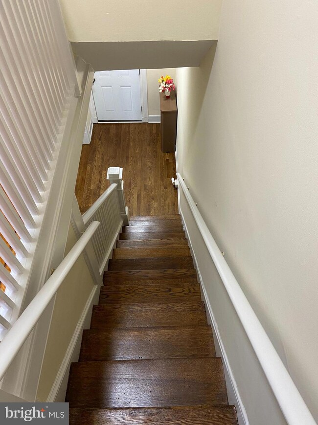 625 Girard St NE, Washington, DC 20017 - photo 4