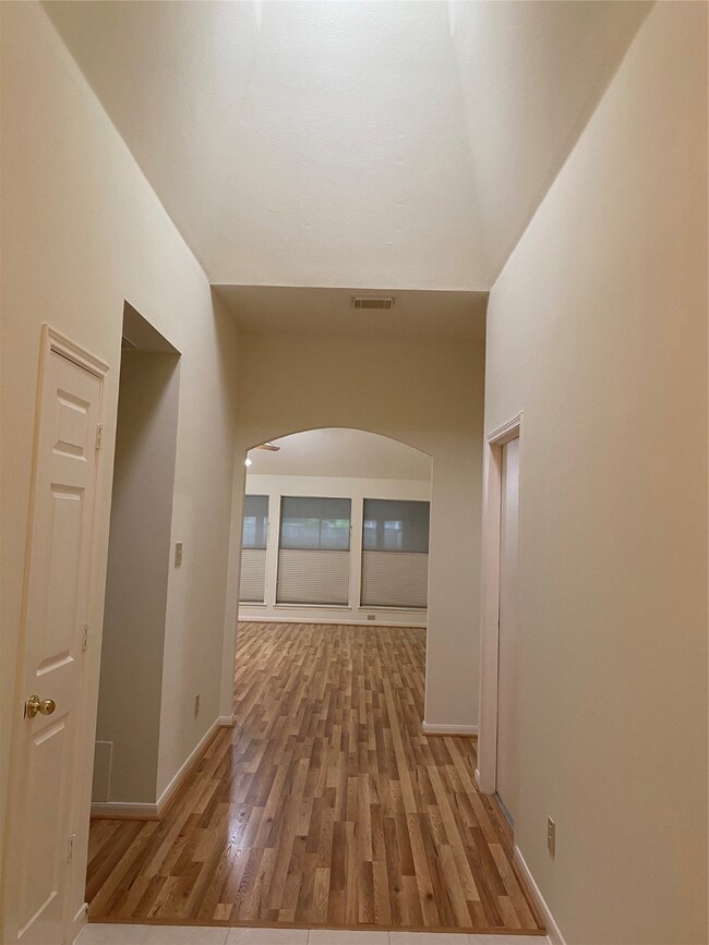 1906 Desota St, Friendswood, TX 77546 - photo 6