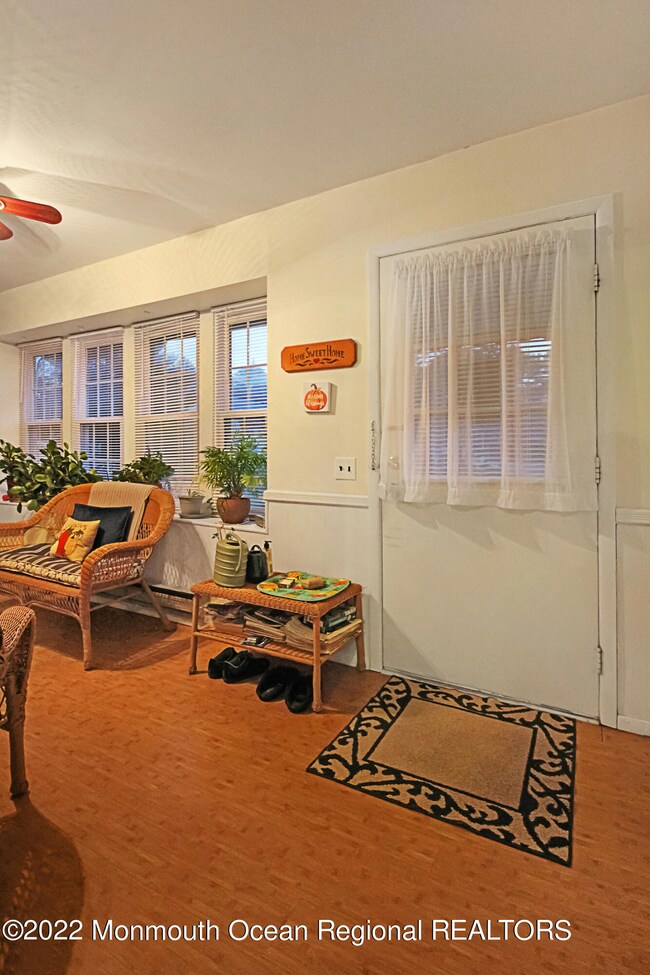 1B Pembroke Ln, Whiting, NJ 08759 - photo 3