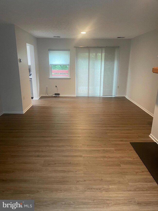 7571 Weather Worn Way unit WAYE, Columbia, MD 21046 - photo 5