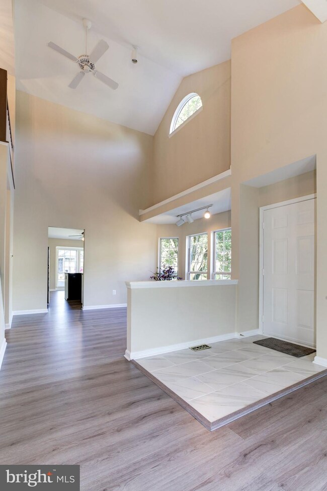 1600 Nordic Hill Cir, Silver Spring, MD 20906 - photo 2