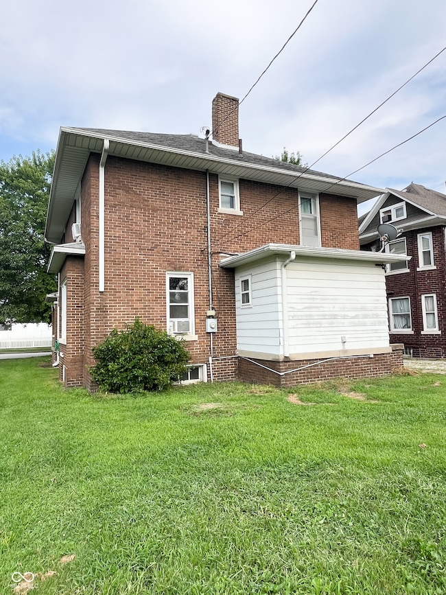 525 S 4th St, Clinton, IN 47842 - photo 6