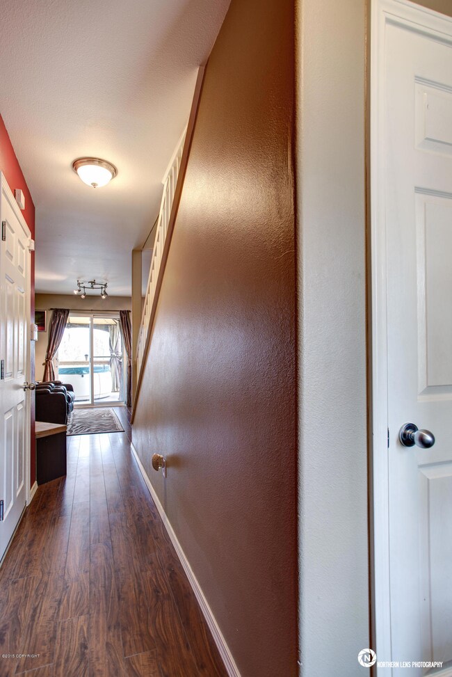 5_Entrance.jpg