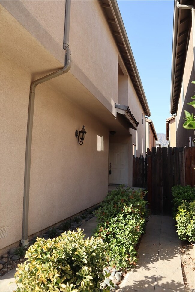 13738 Barbara Ln, Sylmar, CA 91342 - photo 7