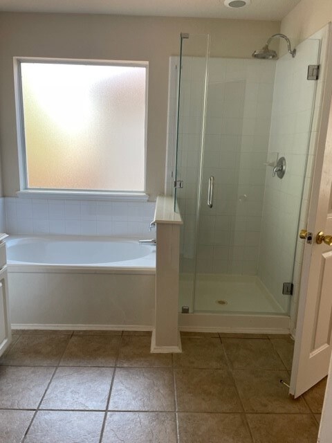 2347 Urban Forest Ct, Spring, TX 77386 - photo 4