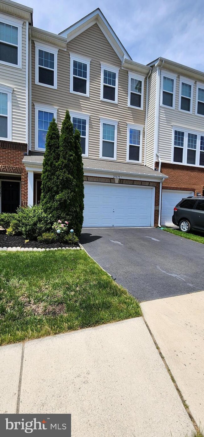 25079 Green Mountain Terrace, Aldie, VA 20105 - photo 2